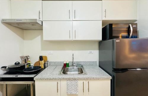 Binan City Apartment | Getaway Haven at Southwoods, Biñan with Fast Internet