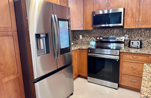 East Boca Raton House | Getaway House in Boca Raton E., 7 minutes Beach, Heated Pool, 5 beds, Sleep 8