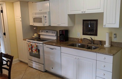 Litchfield by the Sea Condo | Getaway to Serenity Summerhouse Villa’s at Litchfield by The Sea Sept SPECIALS