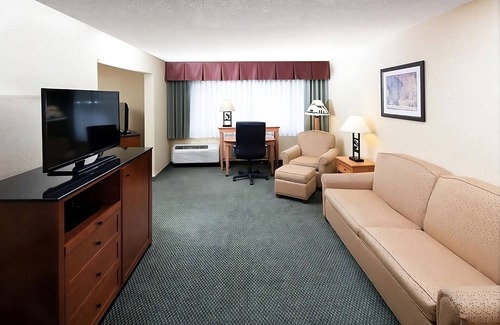 Kalispell Hotel | Getaway Weekend Trip! Pet-friendly, Indoor Pool, Quick Drive to Conrad Mansion!