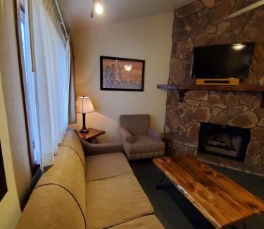Big Bear Lake Cabin | GetAways at Snow Lake Lodge