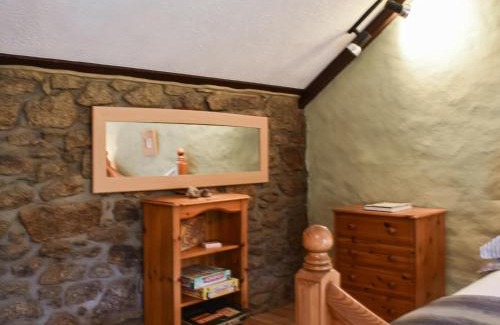 Saint Erth Praze House | Gew Cottage