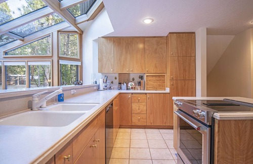 Black Butte Ranch House | GH091A | Views of Big Meadow 5th fairway. Spacious home with a game room!