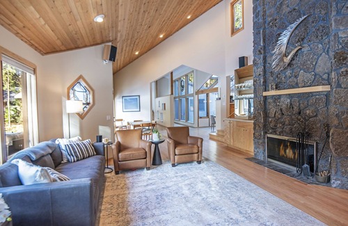Black Butte Ranch House | GH091A | Views of Big Meadow 5th fairway. Spacious home with a game room!