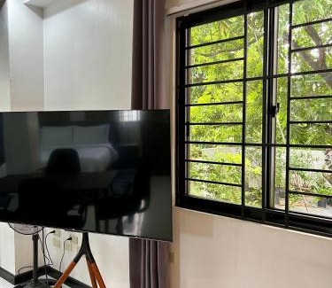 San Mateo Bed & Breakfast | GIA's Place