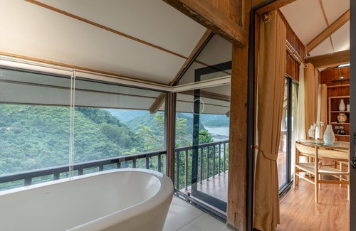 Hoa Binh Hotel | Gia Trang Heian Hoa Binh