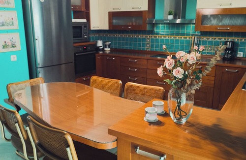 Volos City Centre Apartment | GiAnna's Volos Penthouse for 4 by MPS