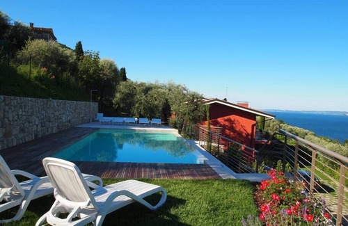 Frader Apartment | Gianni with 1 bedroom with garden and lake view