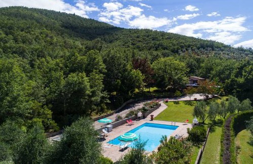 Pieve di Chio Villa | Giardino delle Giare
