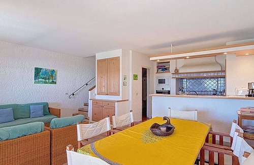 La Croix-Valmer House | Gigaro - 2 bedroom farmhouse with sea view
