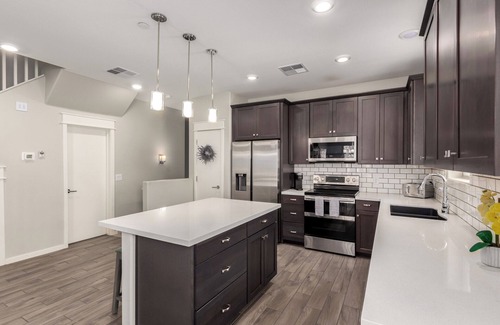 Chandler House | Gila Haven: Pool-Spa-Garage-BBQ-Gated Community-YouTubetv