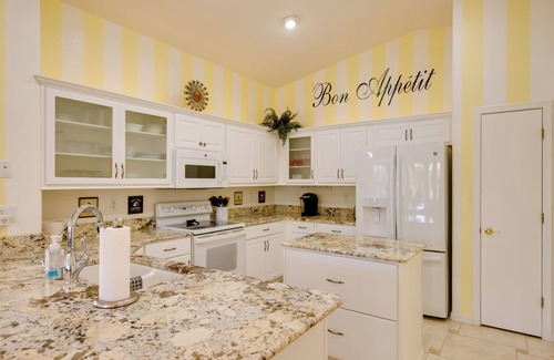 Gilbert House | Gilbert Home w/Yard, Golf Course On-Site
