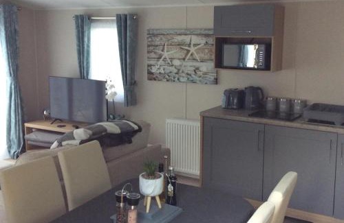 Gilcrux House | Gilcrux - Solway Firth 2-Bed Cabin Pet Friendly