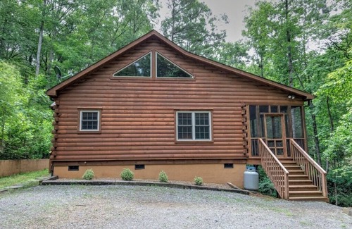 Lake Lure Cabin | Gillford Cottage - Creek, Private, Lake Access!