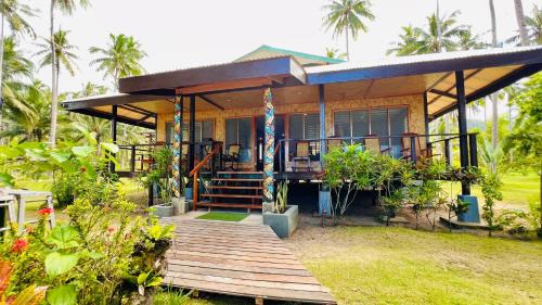 San Vicente House | Gilligans Port Barton Beach Resort