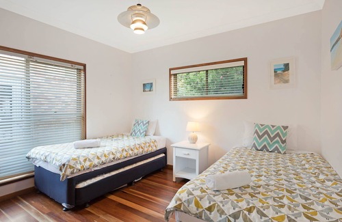 Pambula Beach Cabin | Gillmith - Up to 10 people