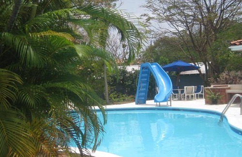 Merlin Bay Cottage | Gingerbread Cottage with pool. Nr Holetown