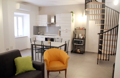 Loreto Apartment | Giolo House - recently renewed apartment