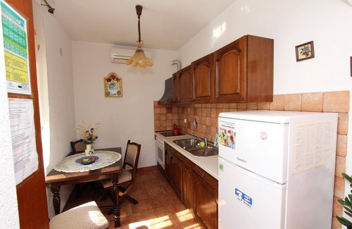Rovinj Apartment | GIORGIA Standard One-Bedroom Apartment with Terrace 1