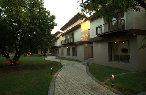 Sasan Gir Hotel | Gir Aatithya Clarks Inn