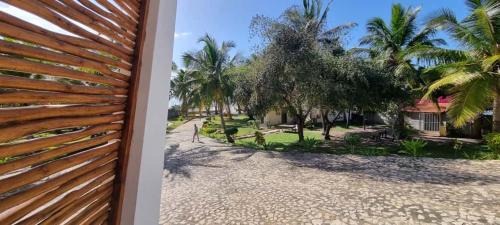 Vilanculos House | Giraffe House Vilankulo