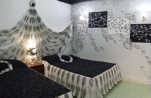 Tivoli House | Girasol and Friends Rooms
