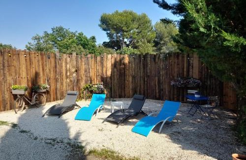 Saint-Cannat House | Gite à la campagne à 15 kms d'Aix