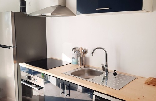 Honfleur House | Gite 14 Pers Centre Honfleur Avec Parking et Jardin