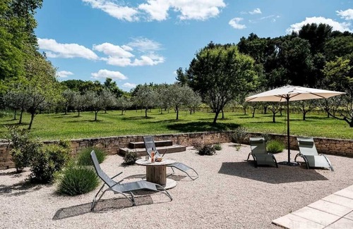 Saint-Didier Cottage | Gîte 4* Le Vallon du Barbaras -in the countryside and in the heart of the village of Saint-Didier