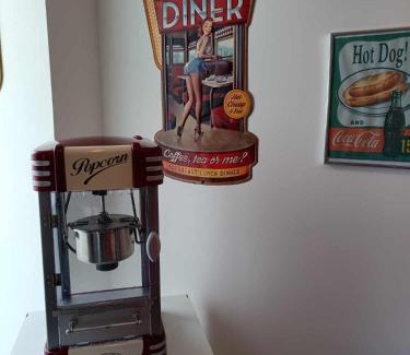 Fougere House | GITE AMERICAN DINER sur la site THE FARM OUEST capacité 7 personnes