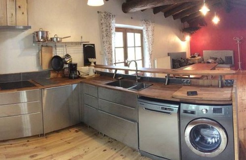 Arlempdes House | Gite Arlempdes, 3 bedrooms, 9 persons