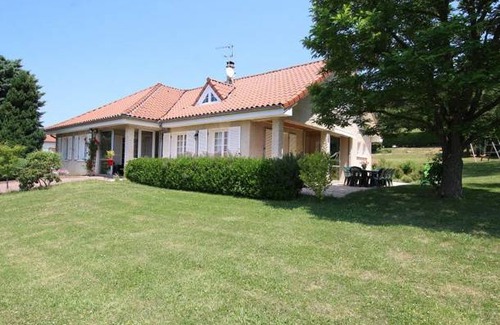 Arsac-en-Velay House | Gite Arsac-en-Velay, 7 bedrooms, 12 persons