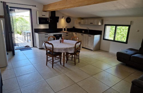 La Begude-de-Mazenc House | Gite de charme La Martinelle