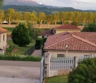 Saint-Lattier House | Gite des Reguinelles