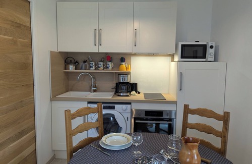 Baignes-Sainte-Radegonde Apartment | Gite for two persons lavender green lane-special reduction august