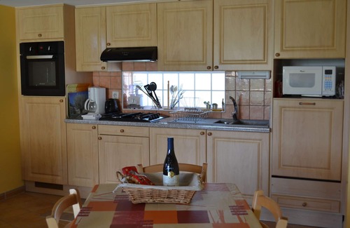 Saint-Marcellin-les-Vaison Villa | Gîte Detached house with swimming pool near Vaison la romaine