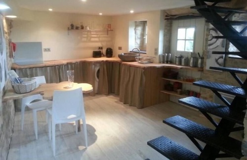 Sainte-Suzanne-and-Chammes House | Gite Sainte-Suzanne-et-Chammes, 1 bedroom, 2 persons