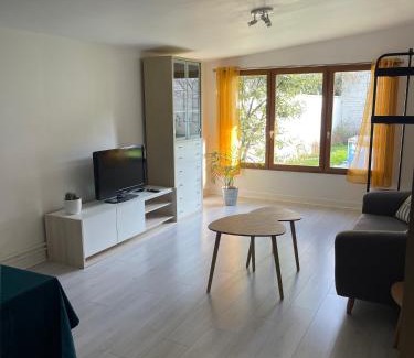 Combs-la-Ville House | gite La briquette 6 personnes proche RER D