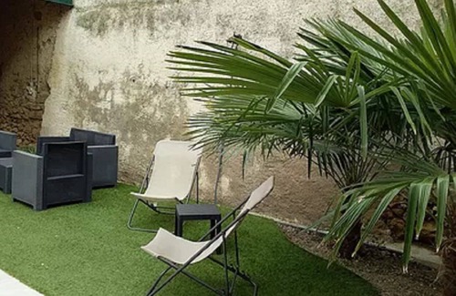 Autignac Apartment | Gite la coquillade - 2 people
