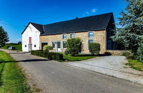 Momignies House | Gite la Dame au Lit gite à la ferme