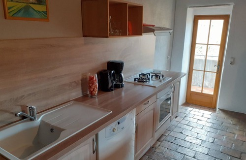 Joyeuse Cottage | Gîte la FENIERE * in stone farmhouse, nature and calm, heated swimming pool
