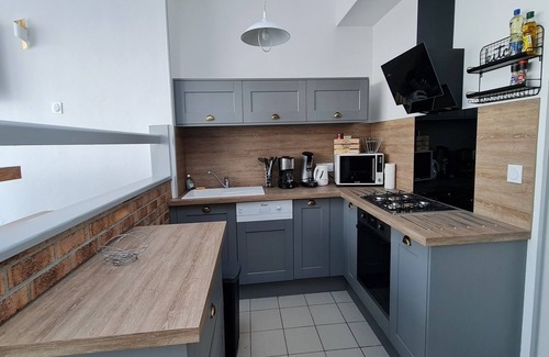 Saint-Marcouf Cottage | Gite la plage, ideal for 5 people with a beautiful sea view