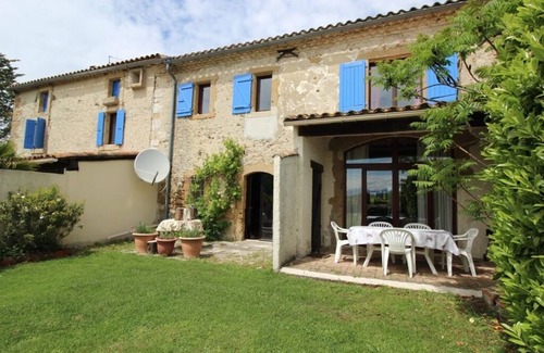 Fanjeaux House | Gîte Lavande: renovated farmhouse with swimming pool and panoramic view of the Pyrenees