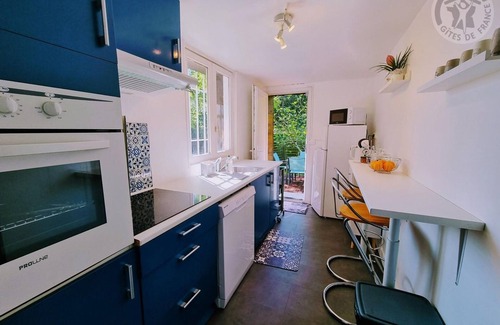 Le Tremblay-sur-Mauldre Cottage | Gite Le Tremblay-sur-Mauldre, 2 bedrooms, 5 persons