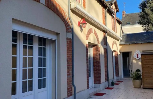 Flore Cottage | Gite Le Mans, 3 bedrooms, 8 persons