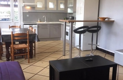 Carpentras Apartment | GITE LES OLIVIERS 6/8 PERSONS