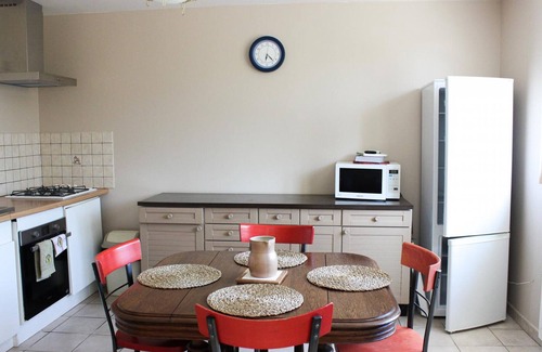 Lavacourt Cottage | Gite Moisson, 2 bedrooms, 4 persons