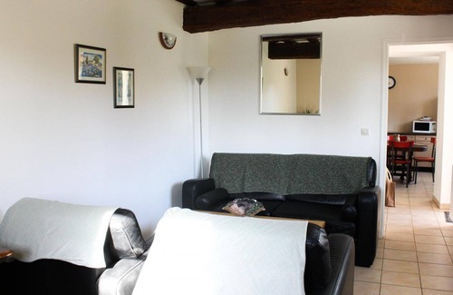 Lavacourt Cottage | Gite Moisson, 2 bedrooms, 4 persons
