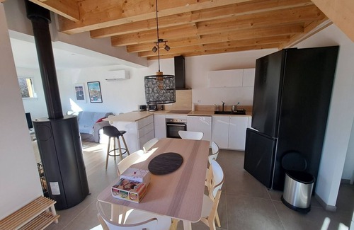 Ossen Ski Chalet | Gite Pyrenees breathtaking view near Argelès Gazost