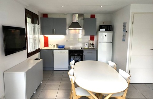Foncine-le-Haut Apartment | Gîte Rosier n ° 1805Bis Haut-Jura with Spa sauna, located on the garden level